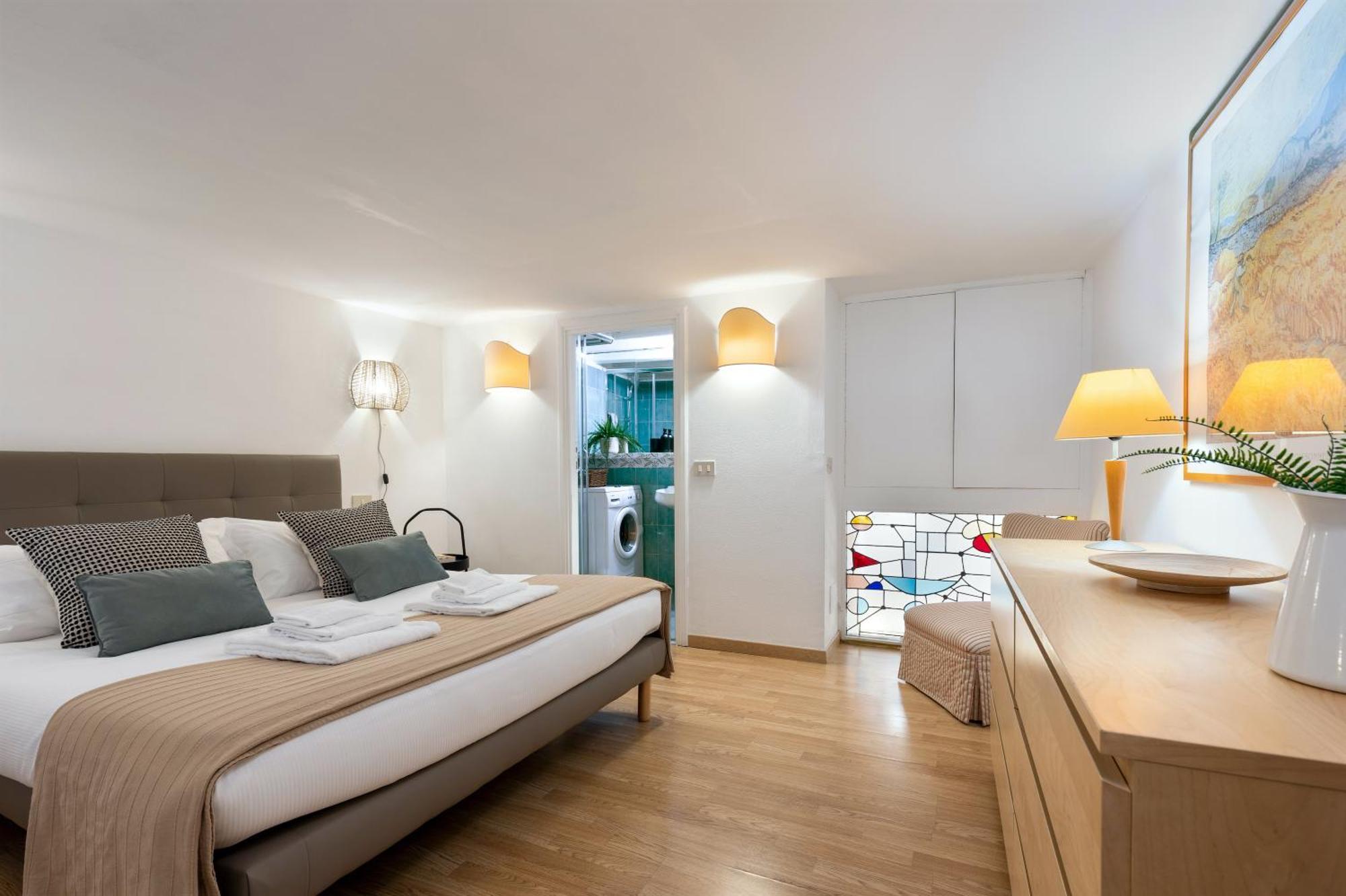 Apartment As Feel - Designer Two-level In The Heart Of Trastevere *